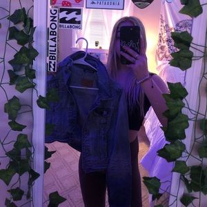 hollister cropped jean jacket